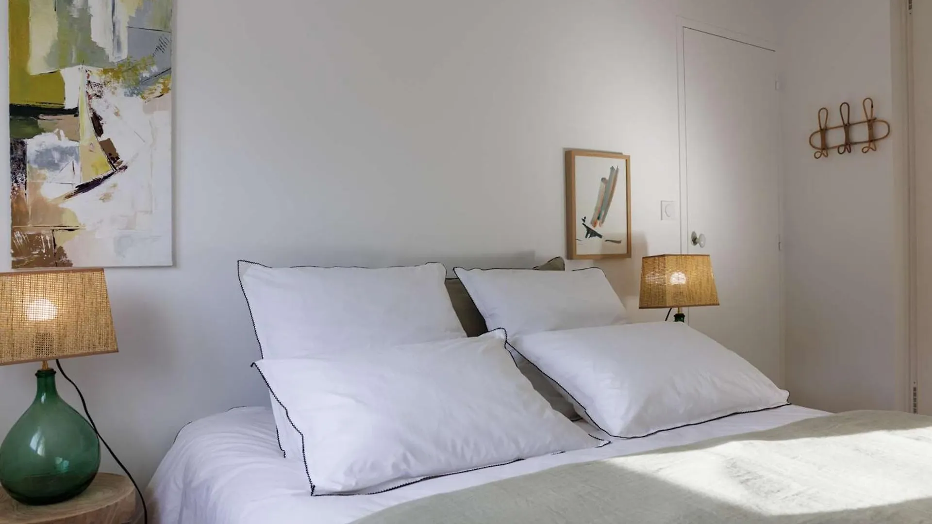 Maison 4 Etoiles A Tregastel, Proche Plage Pour 8 Pers. Avec Parking - Fr-1-542-74