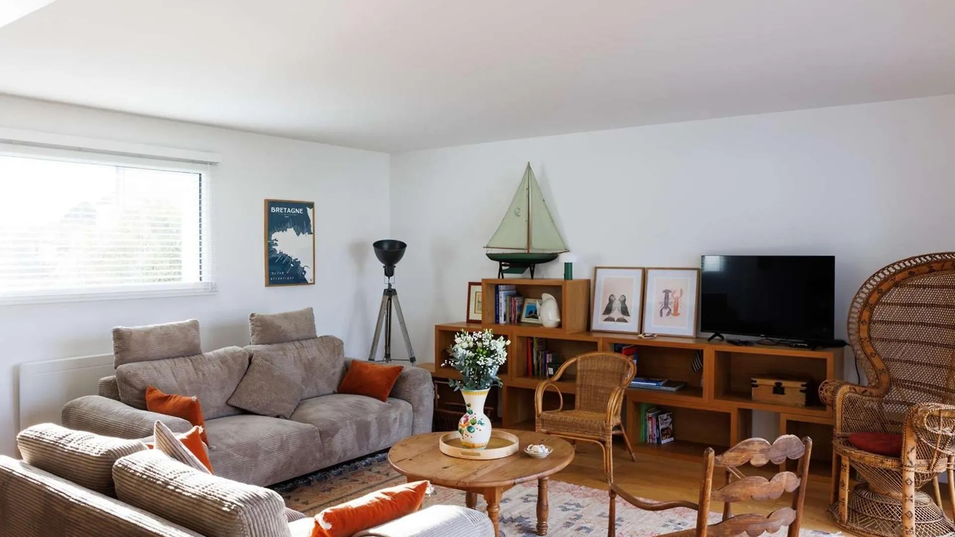 Maison 4 Etoiles A Tregastel, Proche Plage Pour 8 Pers. Avec Parking - Fr-1-542-74